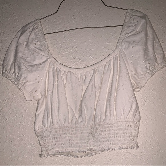 Hollister crop top - Picture 2 of 3